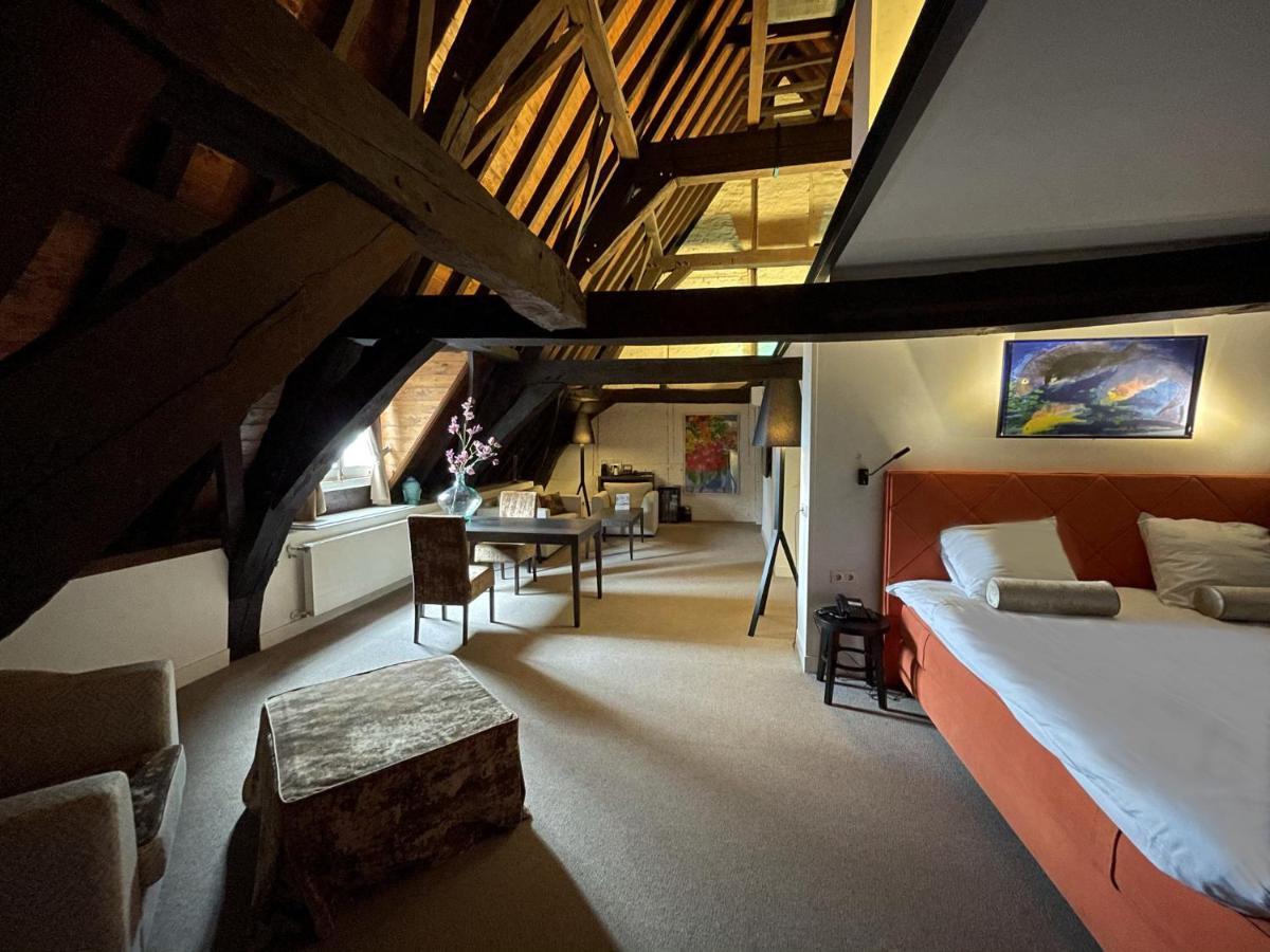 Hampshire Hotel - 'S Gravenhof ซุทเฟน ภายนอก รูปภาพ