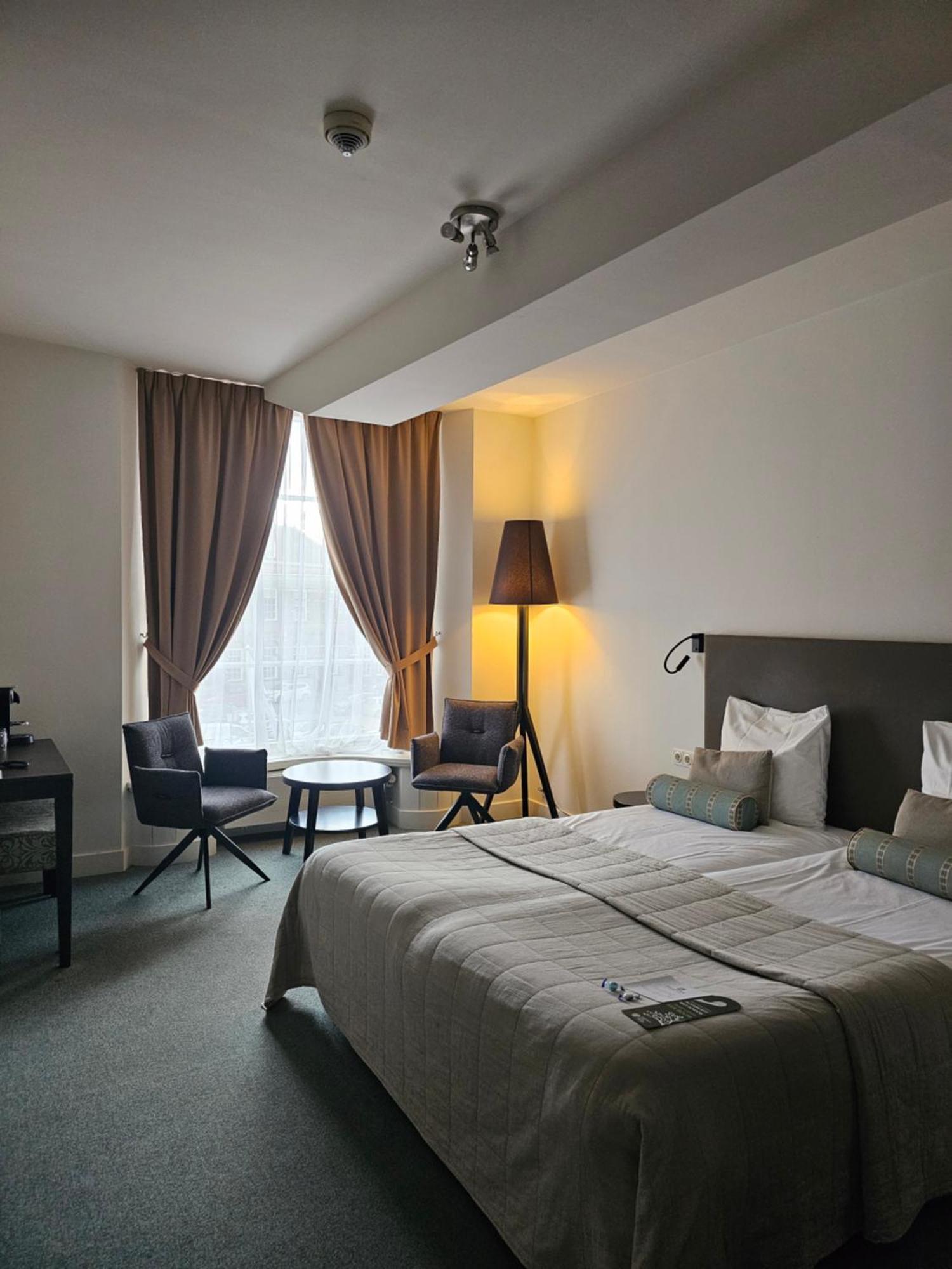 Hampshire Hotel - 'S Gravenhof ซุทเฟน ภายนอก รูปภาพ