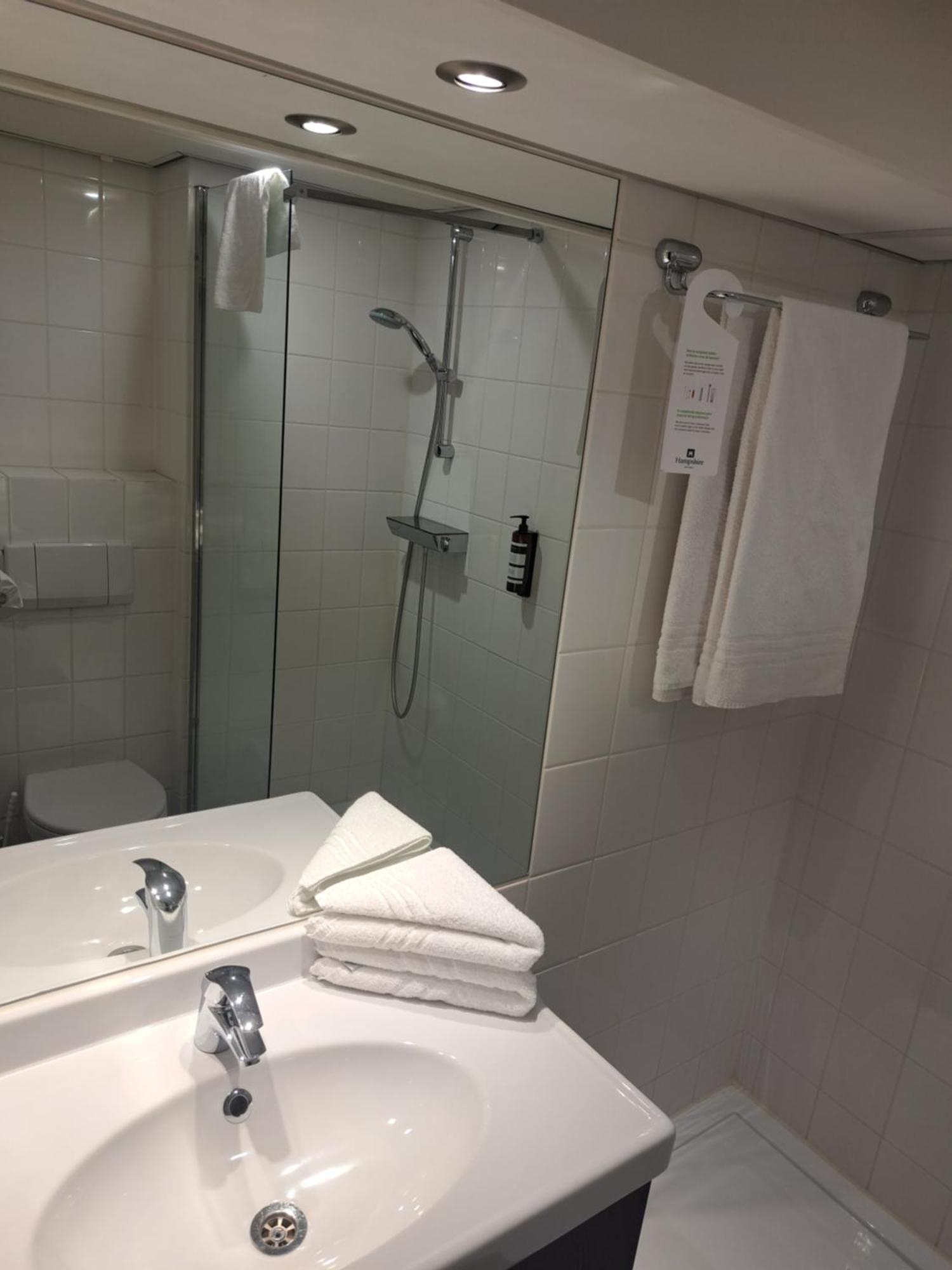 Hampshire Hotel - 'S Gravenhof ซุทเฟน ภายนอก รูปภาพ