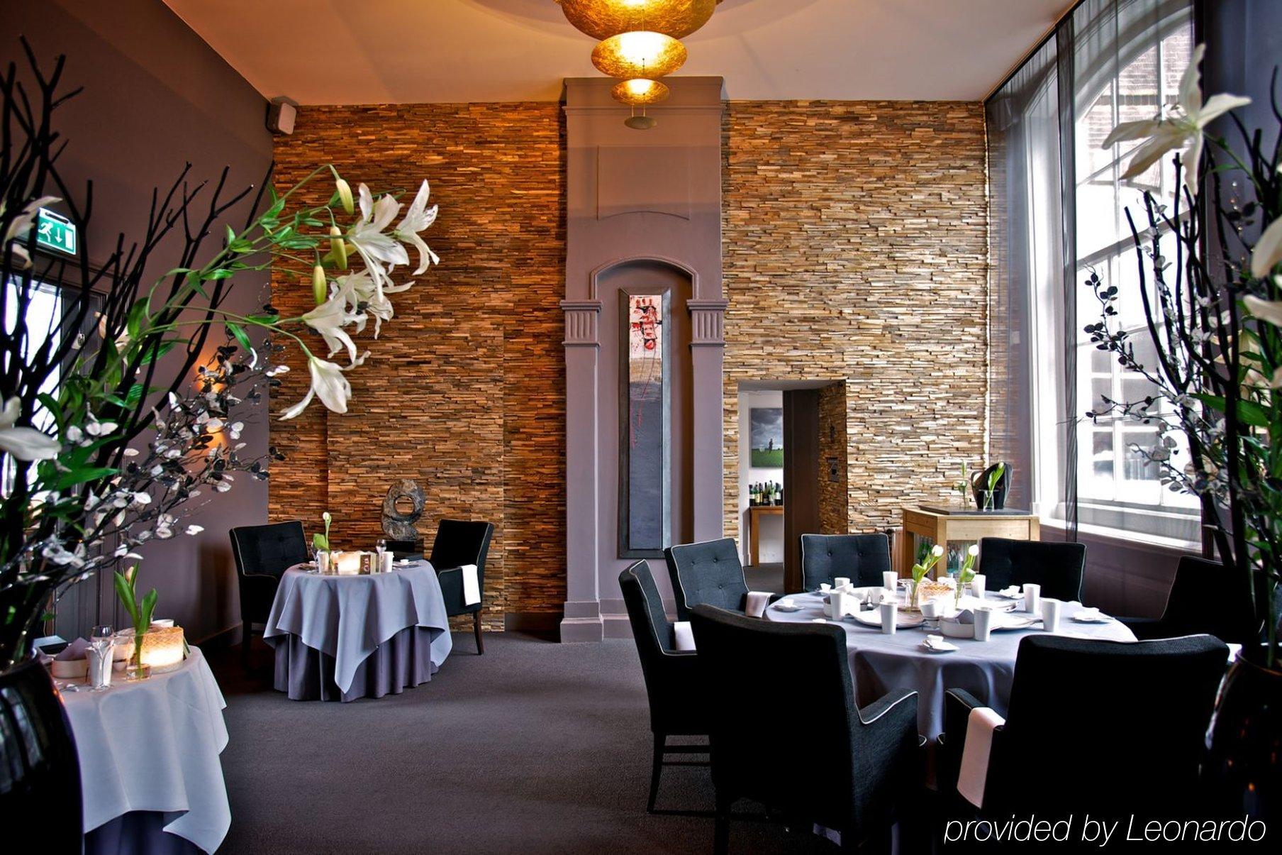 Hampshire Hotel - 'S Gravenhof ซุทเฟน ภายนอก รูปภาพ