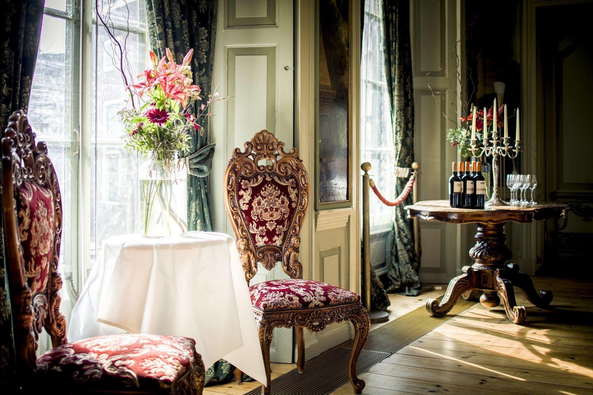 Hampshire Hotel - 'S Gravenhof ซุทเฟน ภายนอก รูปภาพ